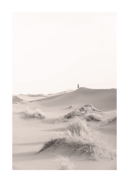 Poster Walk on sand dunes Poster 1